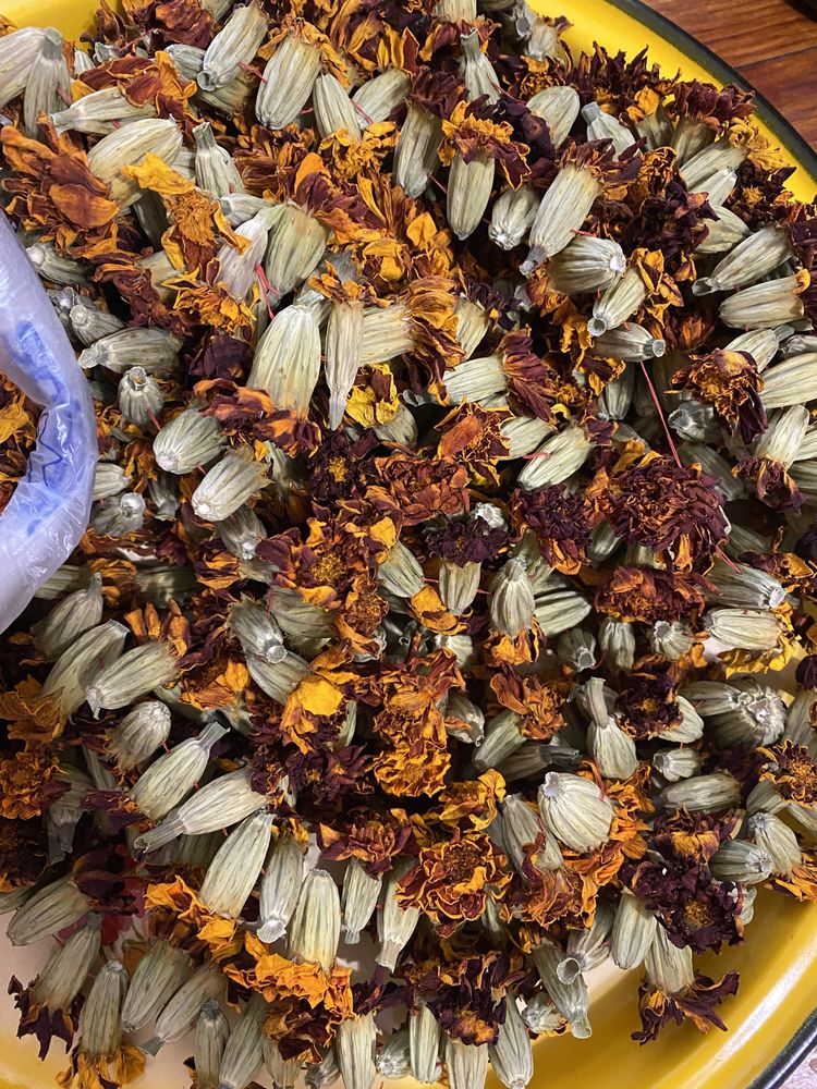 Імеретинський шафран (сухі квіти чорнобривців)