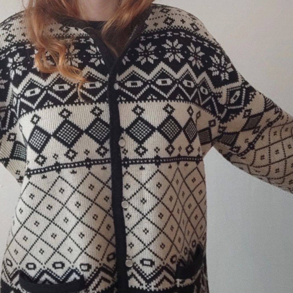 Sweter kardigan rozpinany ugly sweater biało-czarny