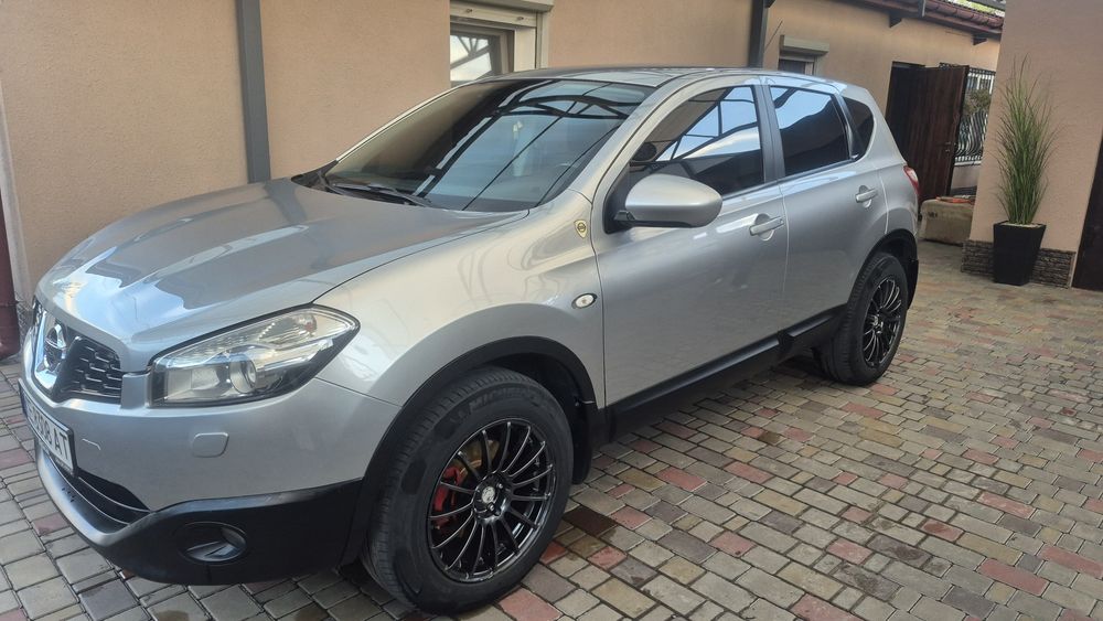 Продам Nissan Qashqai