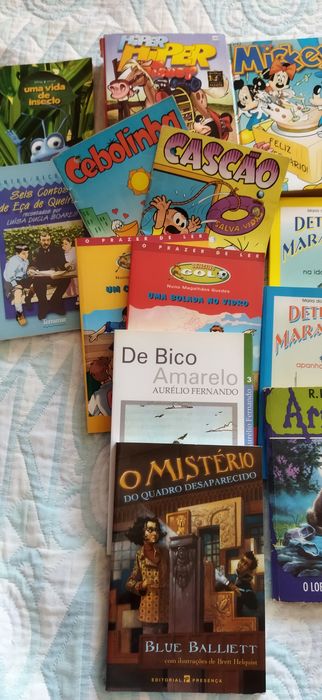 Livros juvenis e banda desenhada