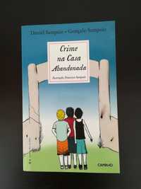 Livro "Crime na Casa Abandonada" de Daniel Sampaio