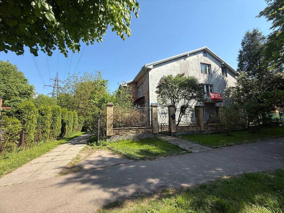 Продаж будинку вул. Запорізька