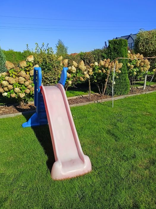 Zjeżdżalnia dziecięca