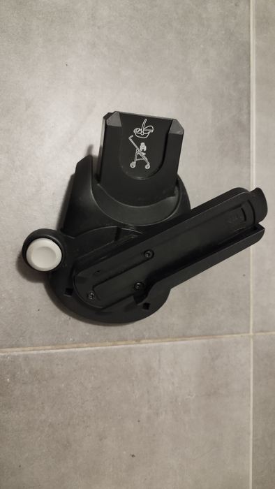 Adaptery Maxi Cosi Mura - do Gondoli oraz fotelika