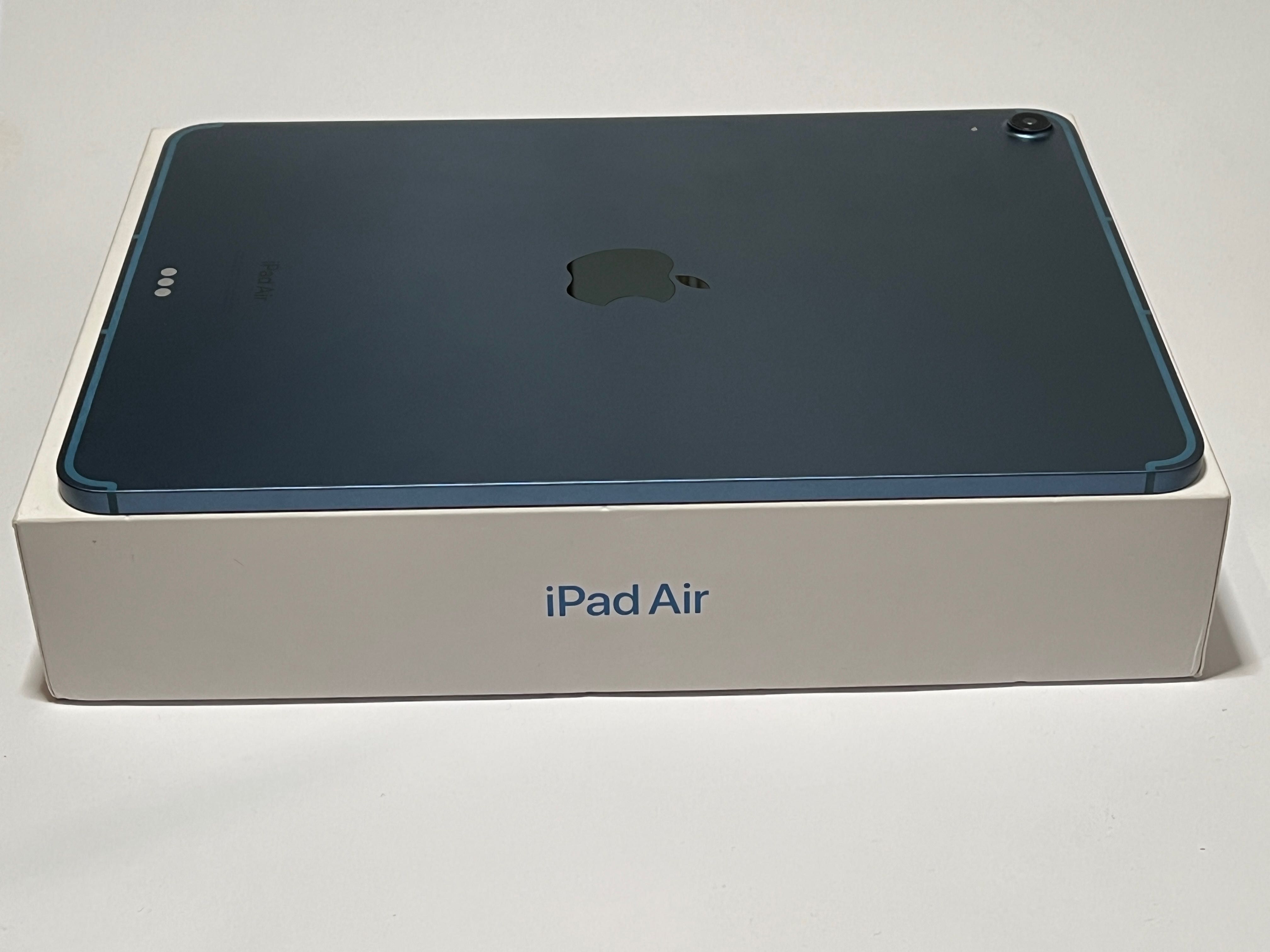 Apple iPad Air 5Gen M1 2022 4G\LTE 256GB Blue Open Box