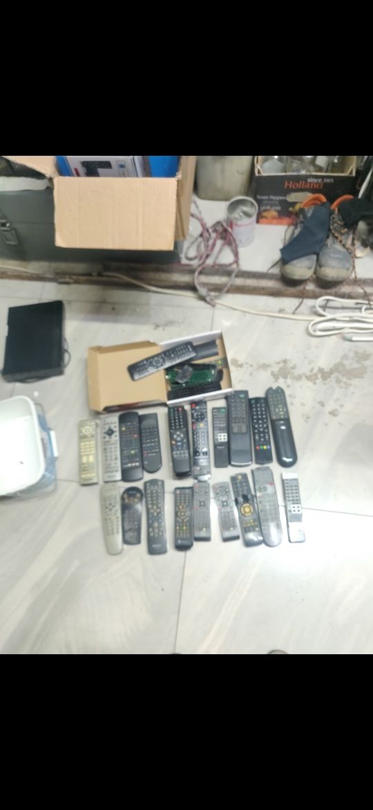 Dekodery DVB-T i piloty
