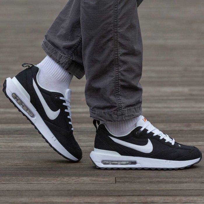 Мужские кроссовки Nike Air Max Dawn Black White найк аир макс давн