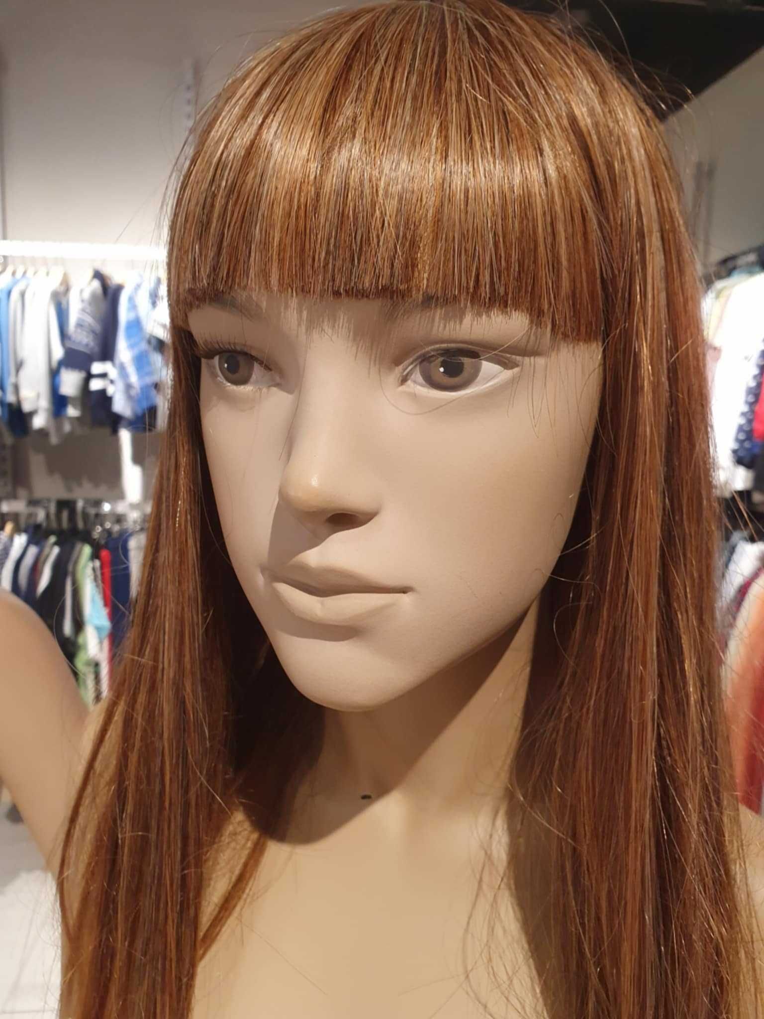 Manequins realistas / Rapaz e rapariga / Idade 10-12 anos