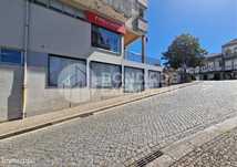 Vende-se Loja p/ comércio ou serviços-Centro de Penafiel