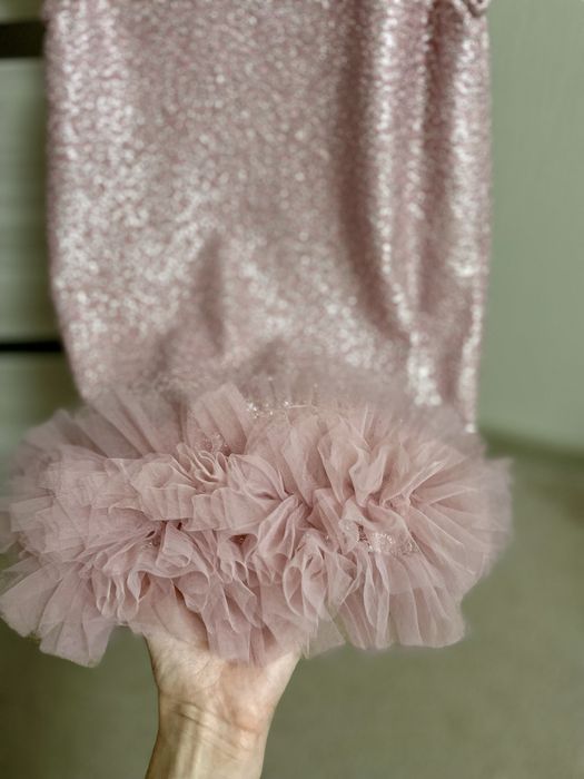 Святкова сукня дівчинки 120 см