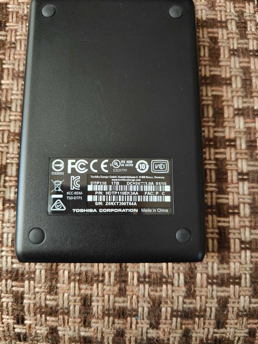 Зовнішні жорсткі диски WD My Passport; Toshiba