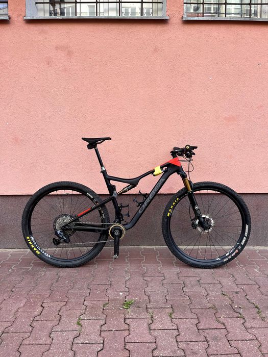 Orbea Oiz / Full AXS / FSA PowerBox Carbon