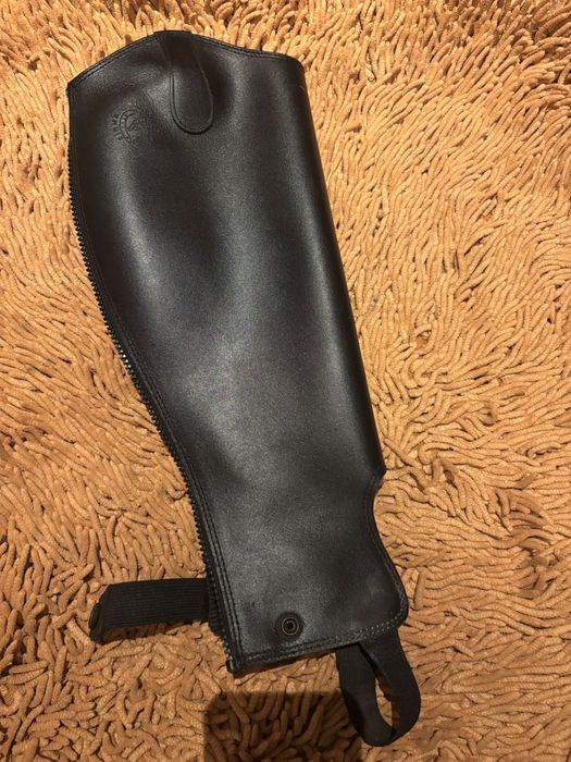 Nowe czapsy skorzane nieuzywane jezdzieckie 36/38