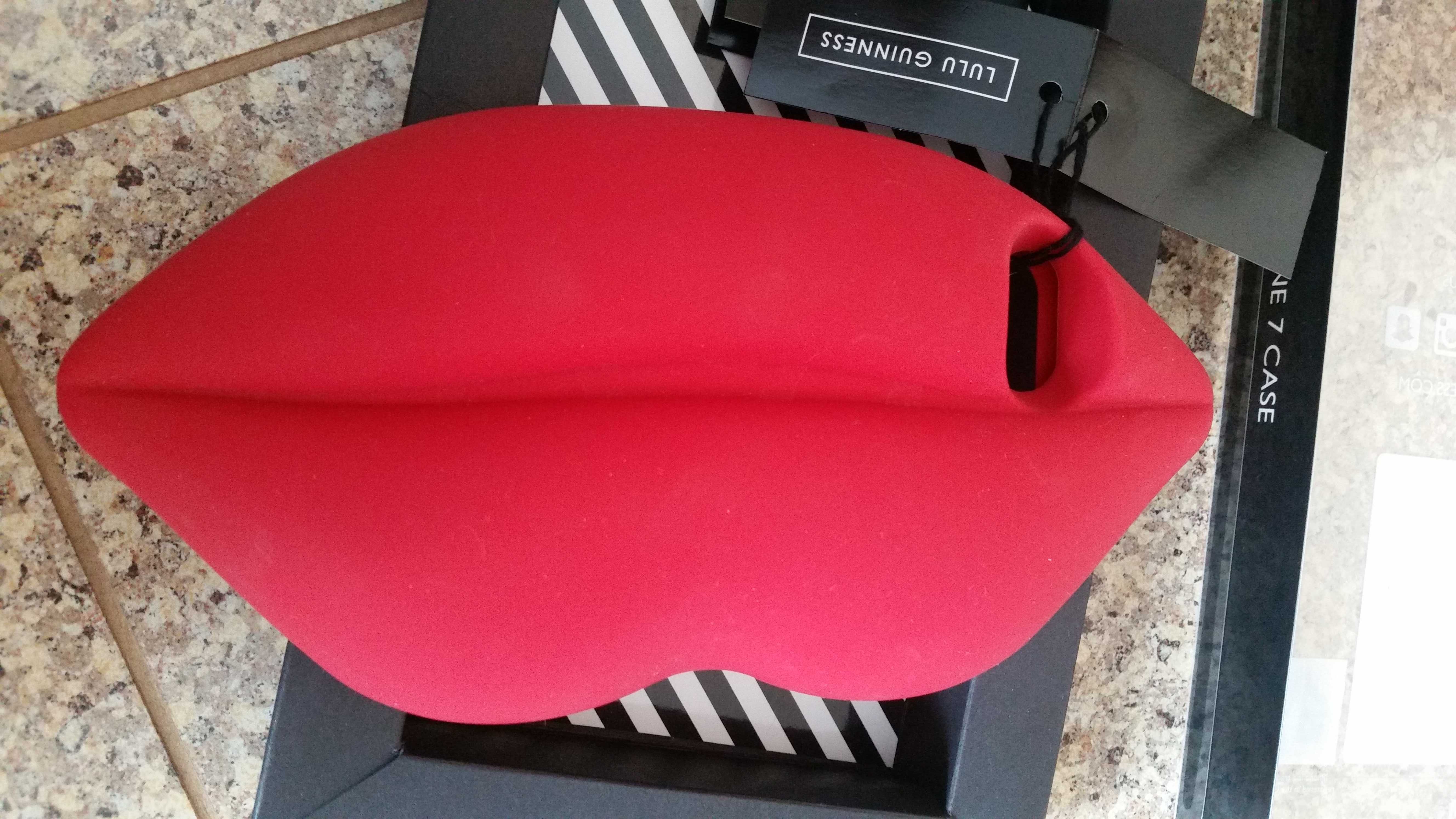 CASE  Iphone 6, 7, 8, SE  obudowa LULU GUINNESS Usta nowa