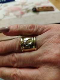 Złoty pierścionek Dior