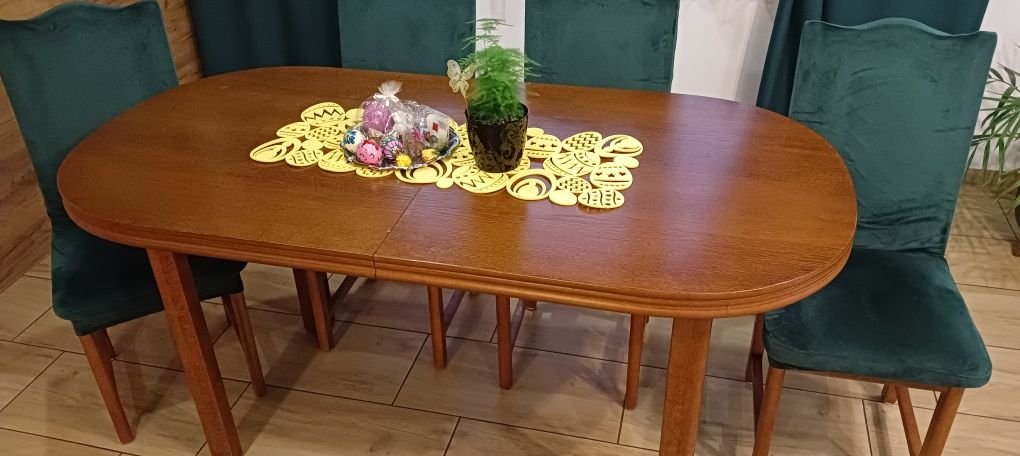Stół do jadalni, rozkładany