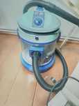 Пилосос миючий Delonghi