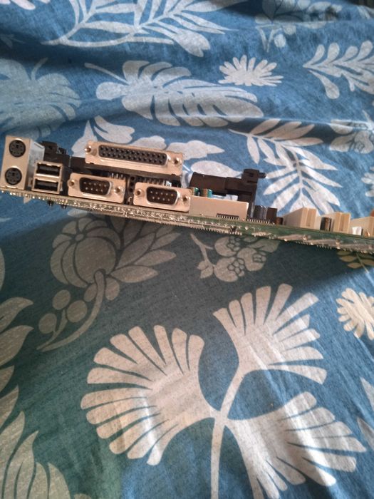 Płyta główna Foxconn VB-609 Slot 1, ISO, AGP,PCI