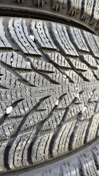 235/55/19 Nokian Hakkapeliitta R 3