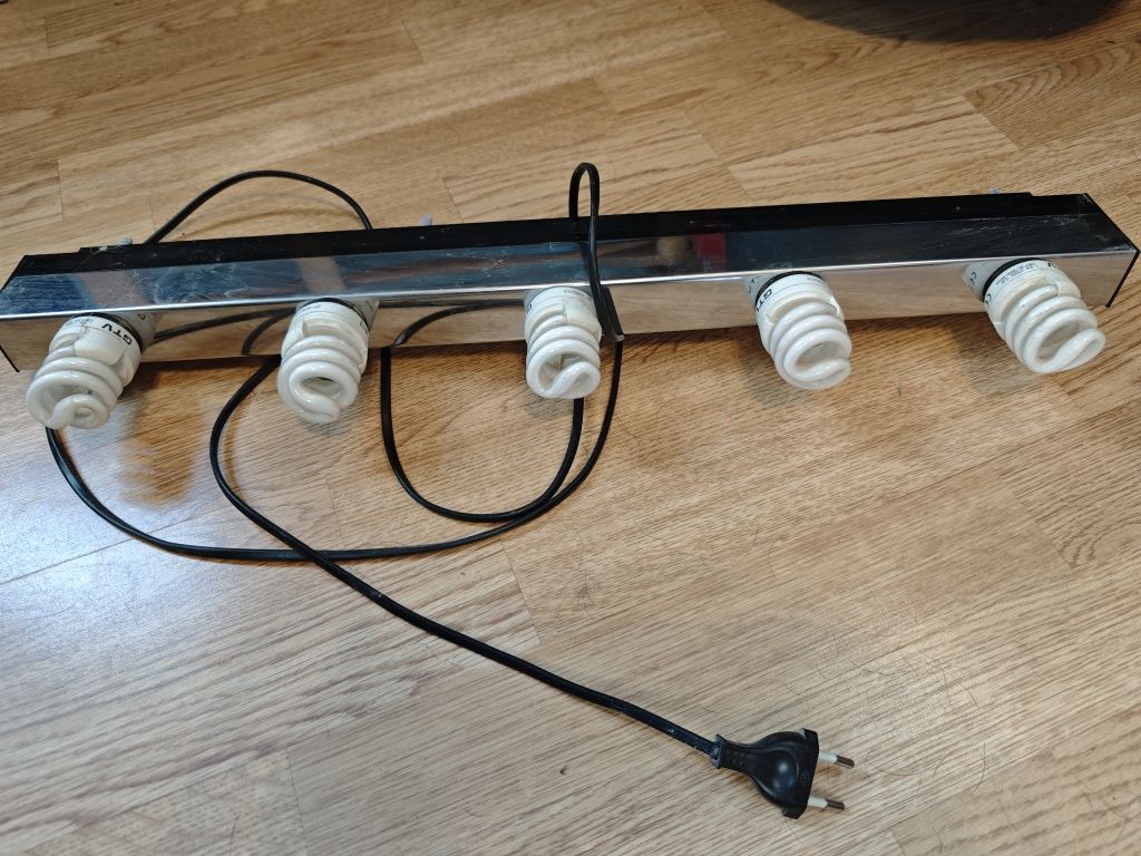 Lampa ścienna,listwa