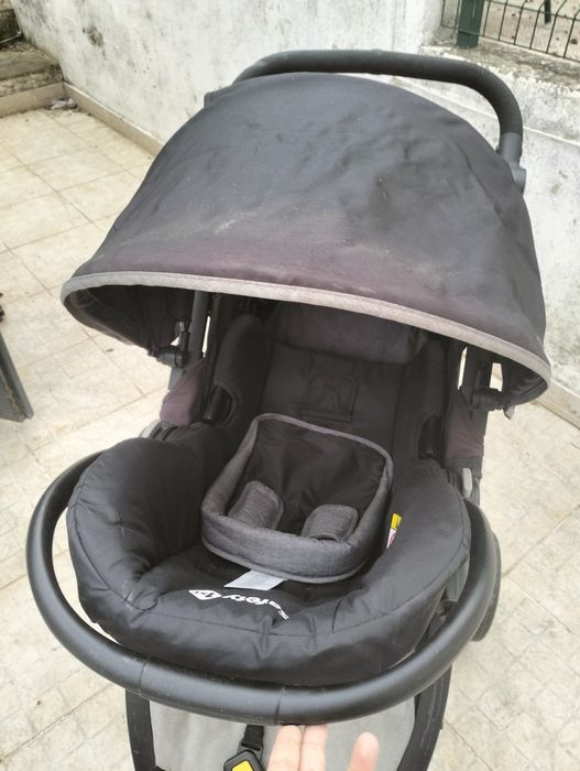 Carrinho + ovo a precisar de limpeza