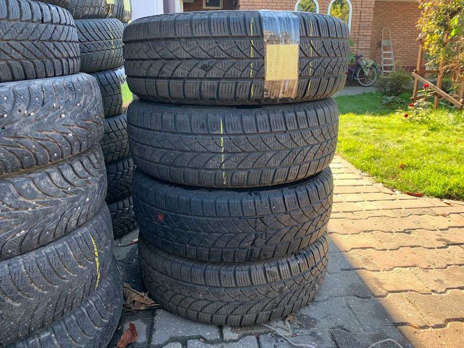 шини скати колеса 215 65 16С Bridge Stone 6.5 mm 2017 p 2 шт зима