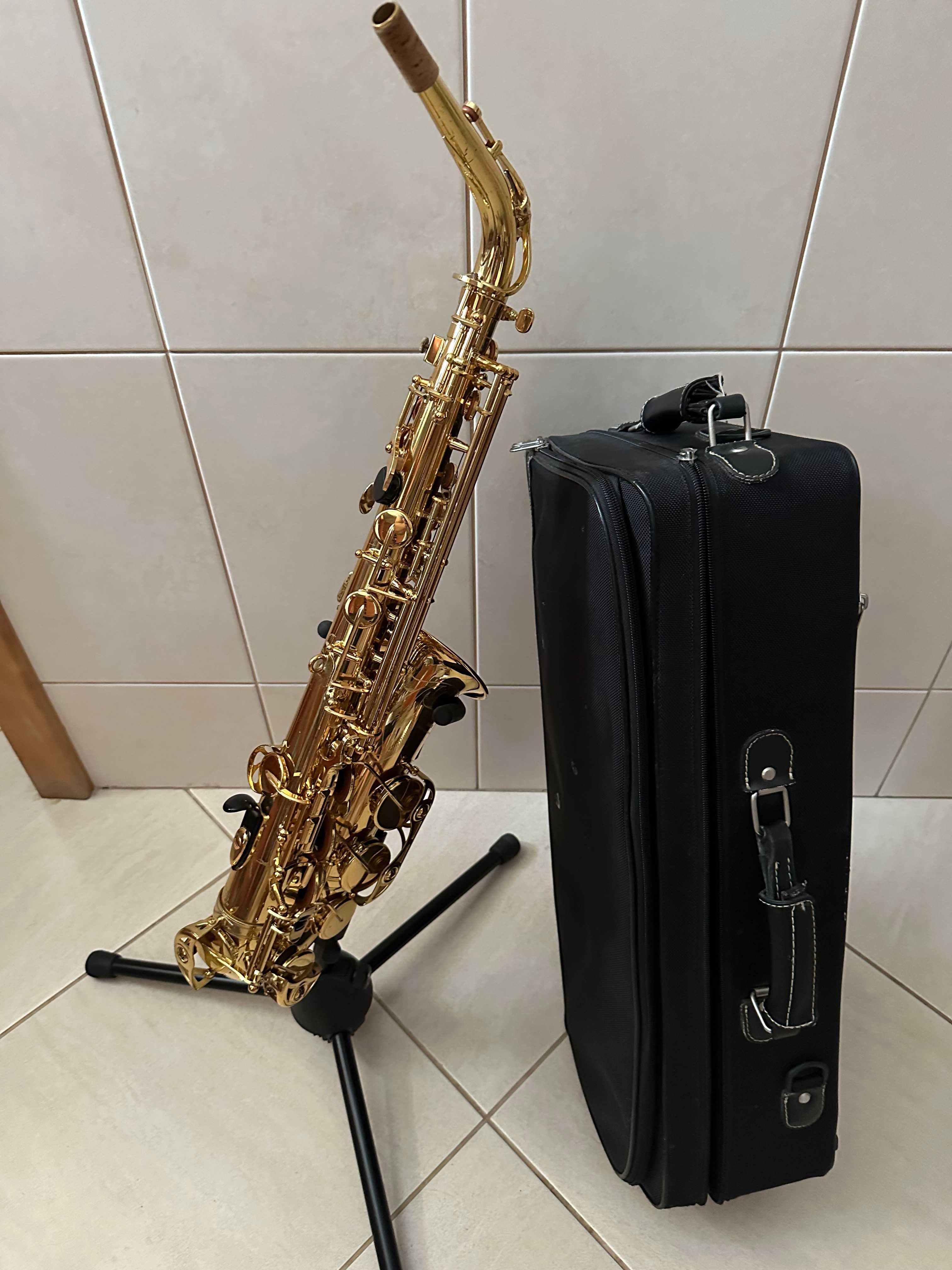 Saxofone Alto Yamaha YAS-62