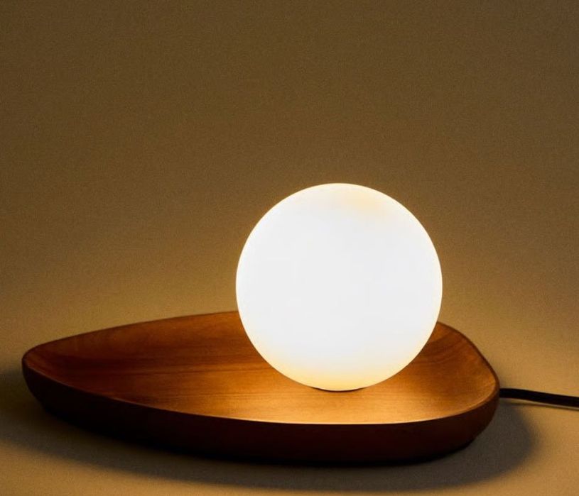 Candeeiro de mesa ou parede