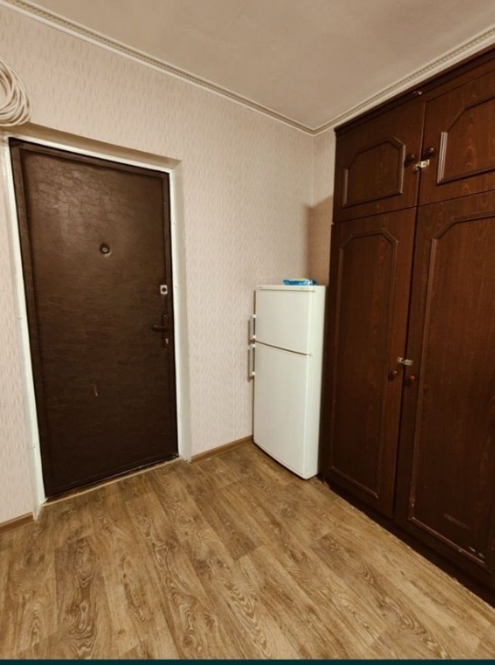 Продам комнату на Залютино