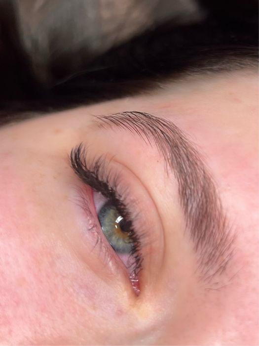 Ищу моделек на наращивание ресниц (классика/2D) 200грн