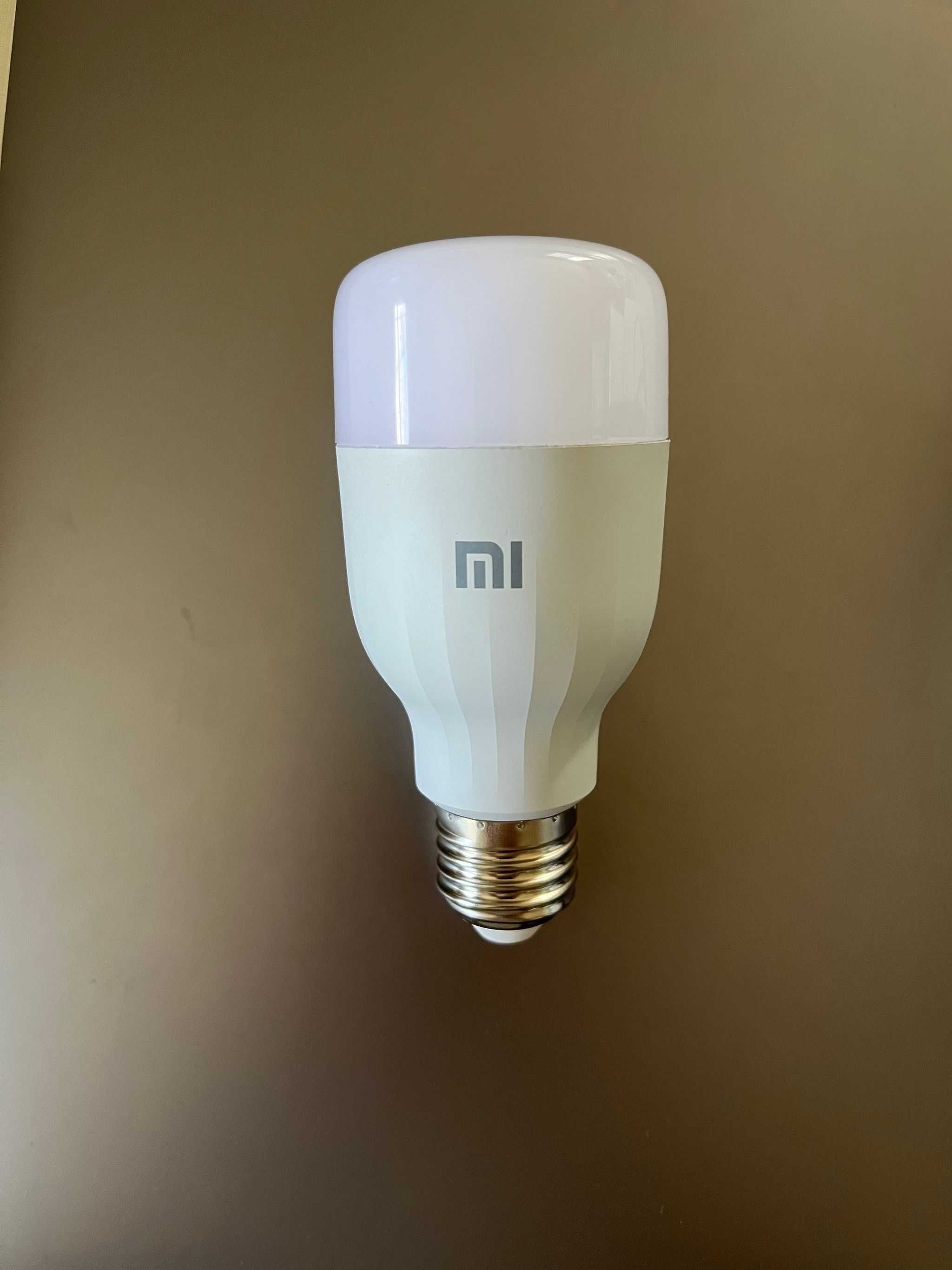 Mi Smart LED bulb essential (White and color) versão Global.