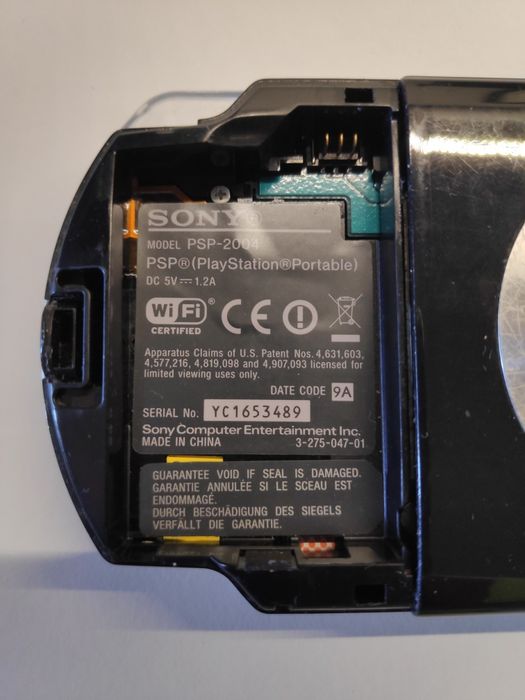 Consola PlayStation Portátil (PSP) com oferta de suporte e 1 jogo