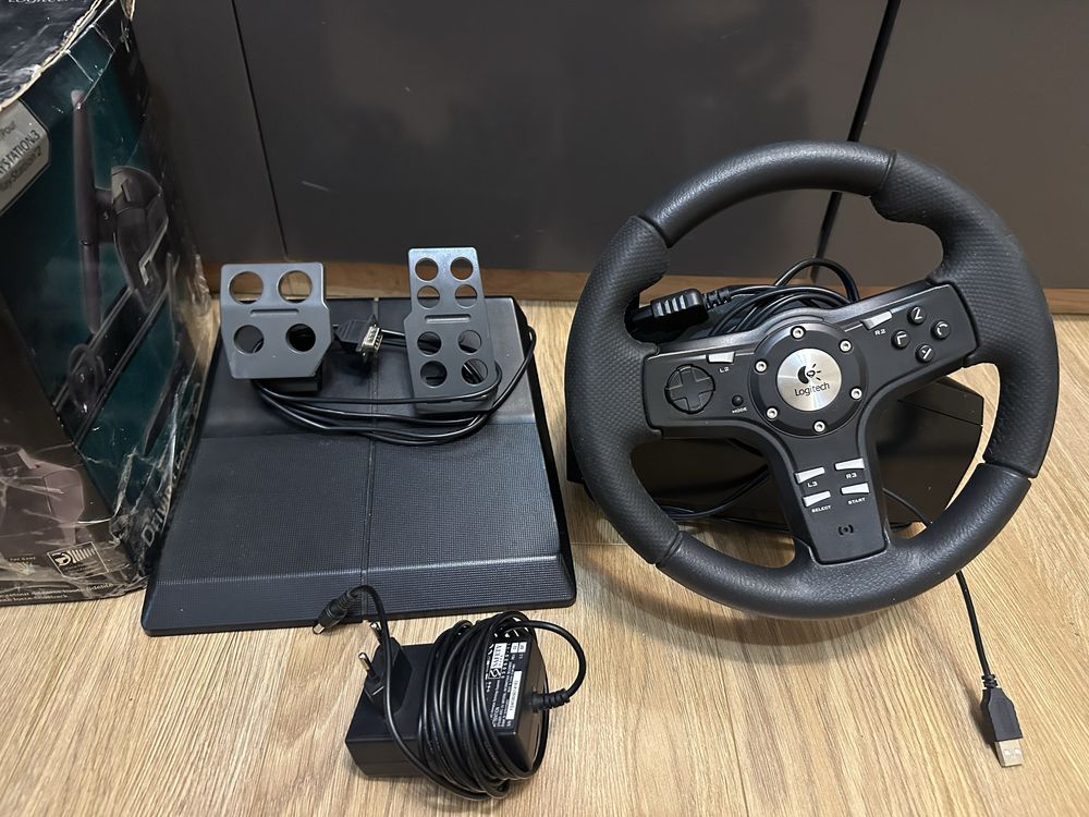Игровий руль Logitech Driving Force EX (thrustmaster) відео, тести