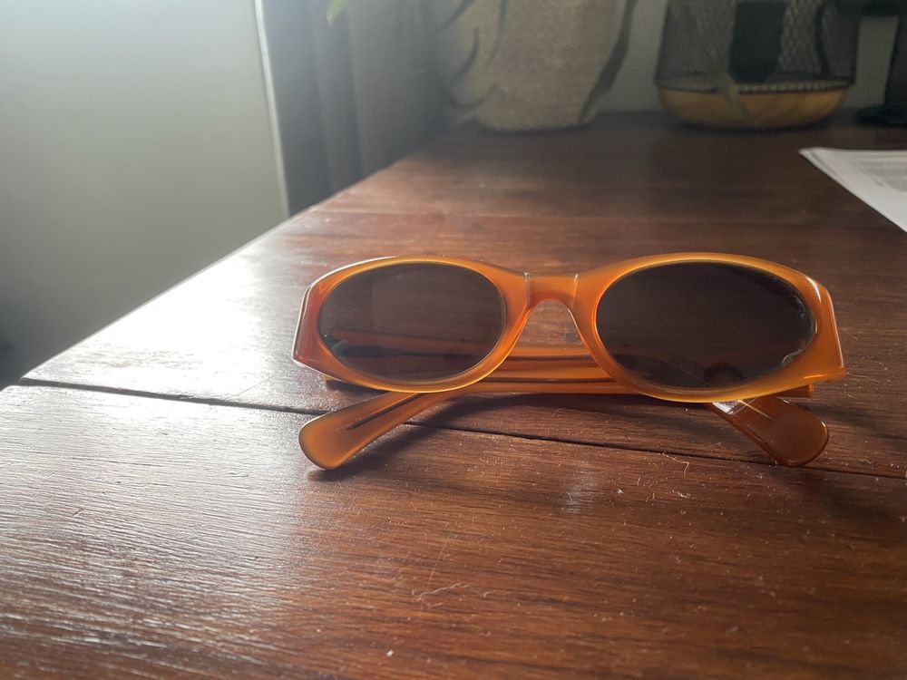 Oculos de sol vintage carolina herrera