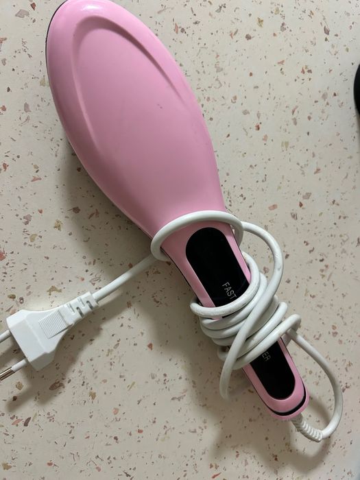 Вирівнювач волосся