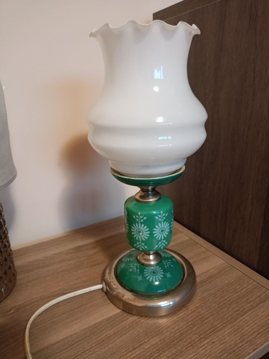 Lampka nocna klosz szklany