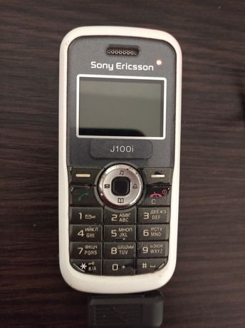 Кнопочный телефон Sony Ericsson J100i