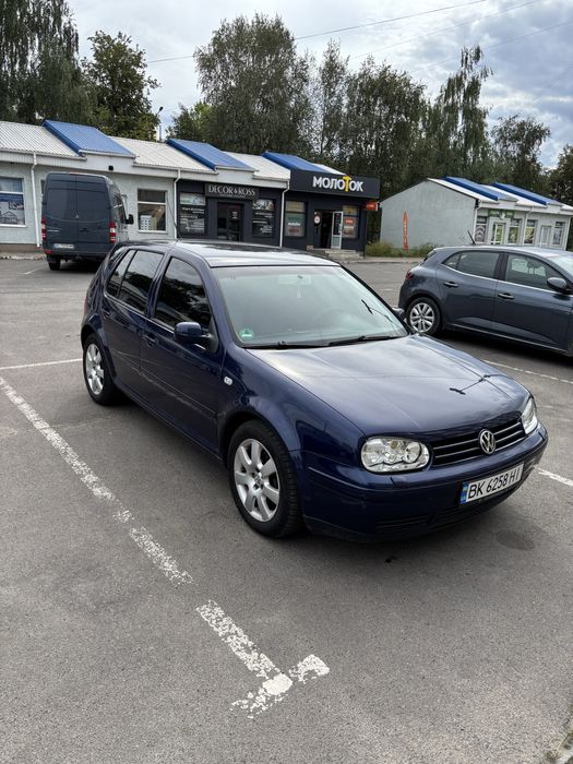 Продам авто Volkswagen Golf 4