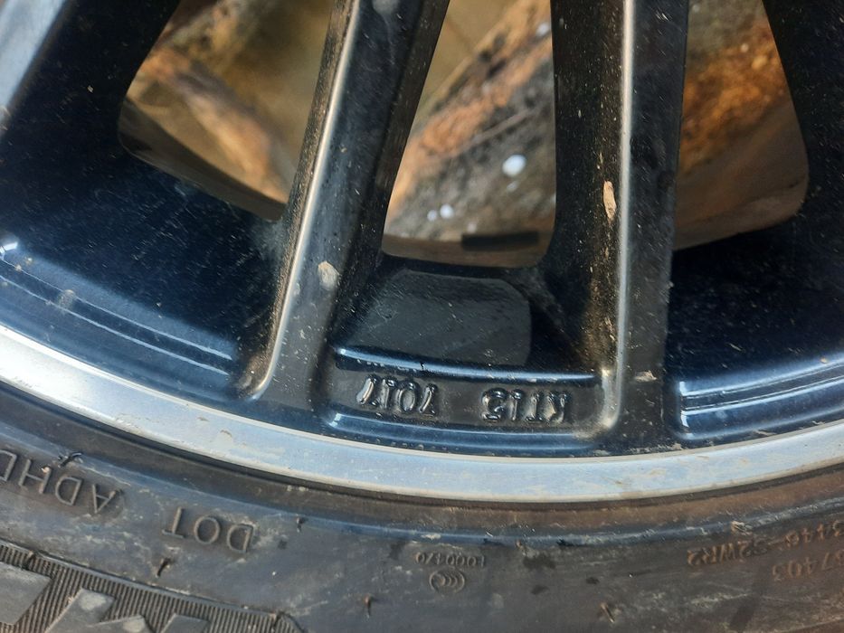 Диски 112 5 р 17 з зимньою резиною.