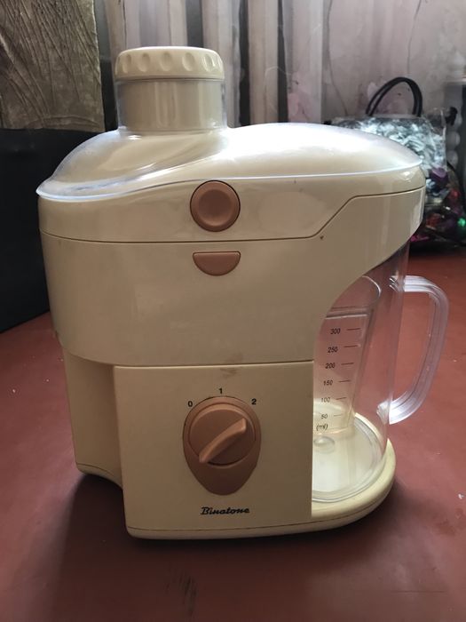 Соковыжималка Binatone JE-800