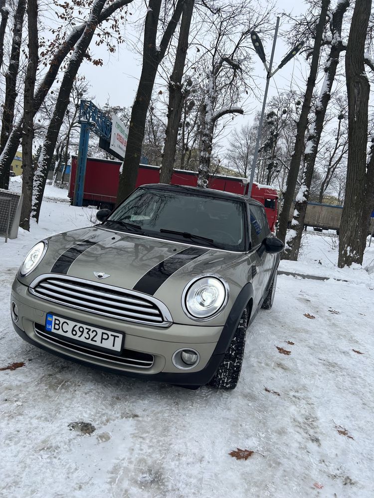 Mini cooper в кузові r56 2007року