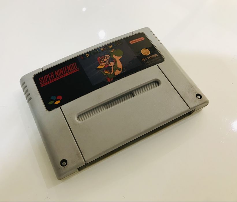 Super Mario World - SNES Super Nintendo