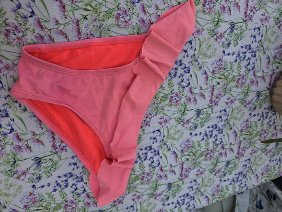 Strój kąpielowy rozm. 36 falbanki