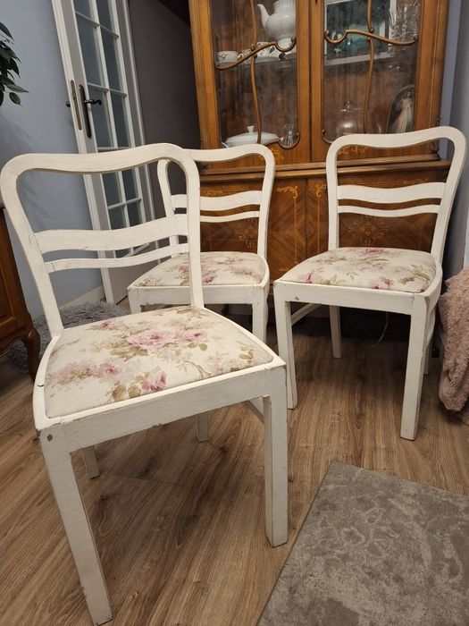 Krzesła w stylu prowansalskim, rustykalnym, shabby chic, boho, retro