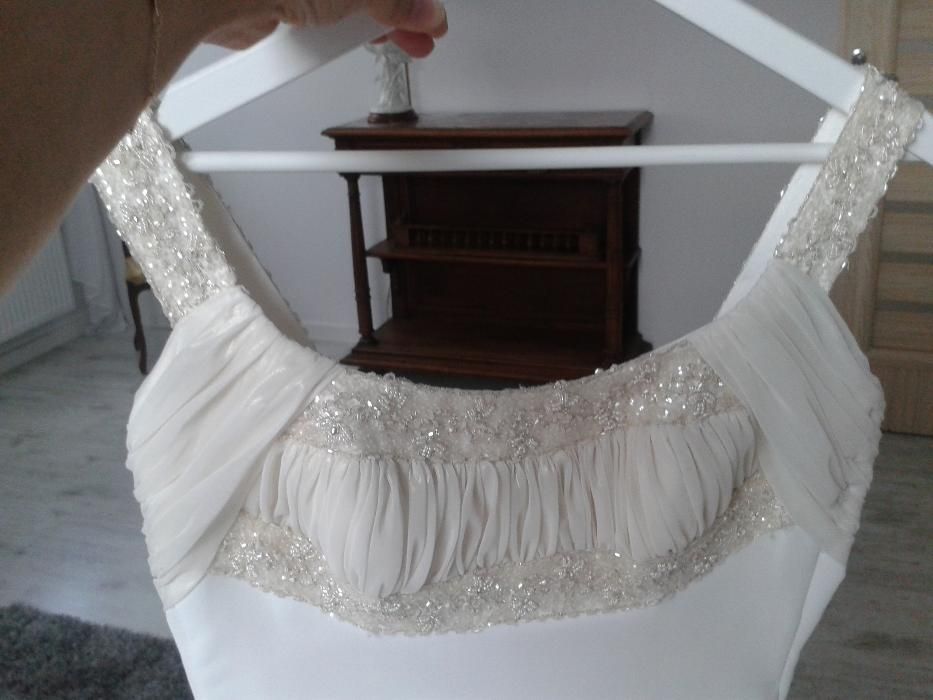 Piękna suknia ślubna rozmiar 36-38