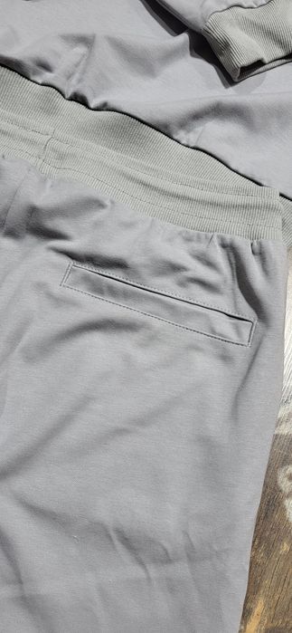 Dres męski bez kaptura szary logo bawełna melanż logo M