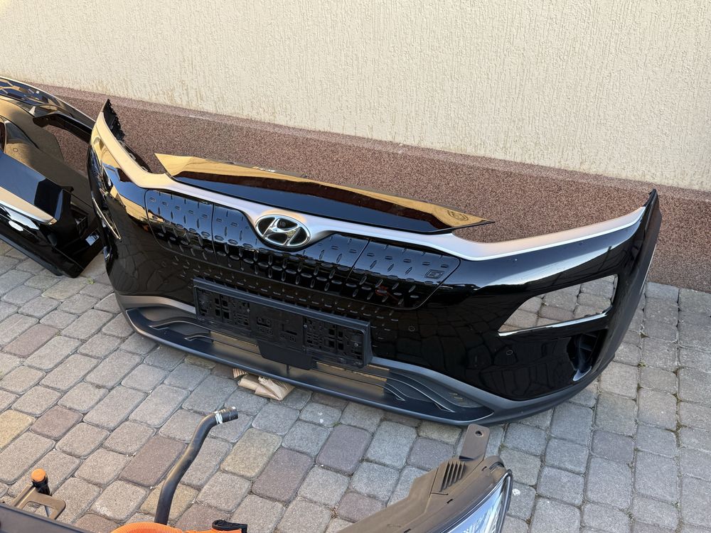 Передній бампер hyundai kona Бампер Кона