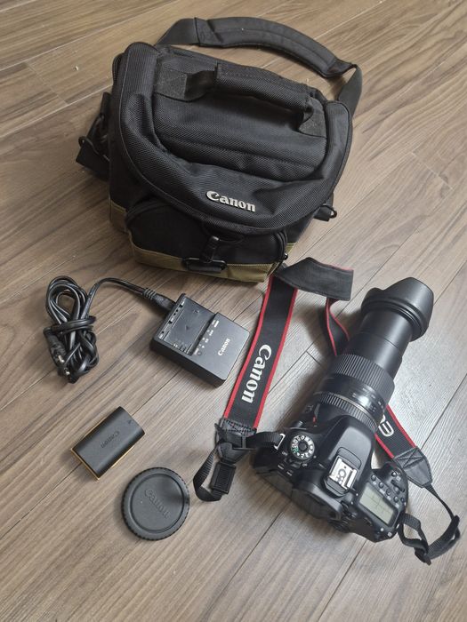 Canon 80D + Tamron 16-300mm VC SuperZoom