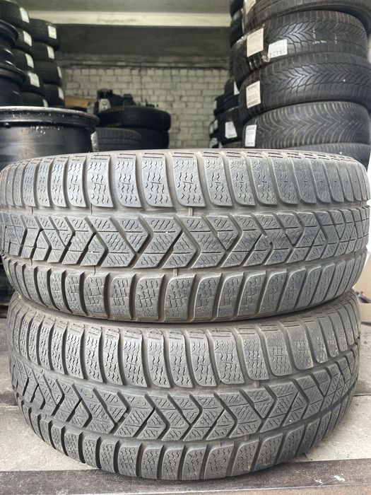 Шины 225/55 R17 Pirelli б/у зима пара 5,5/6мм U6