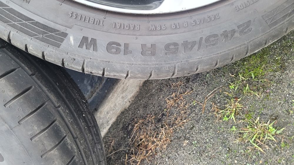 Alofelgi z oponami 245/45R19